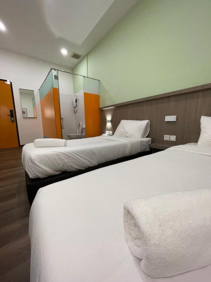 Kampong Parit Tengah Benutten 99 Hotel מראה חיצוני תמונה